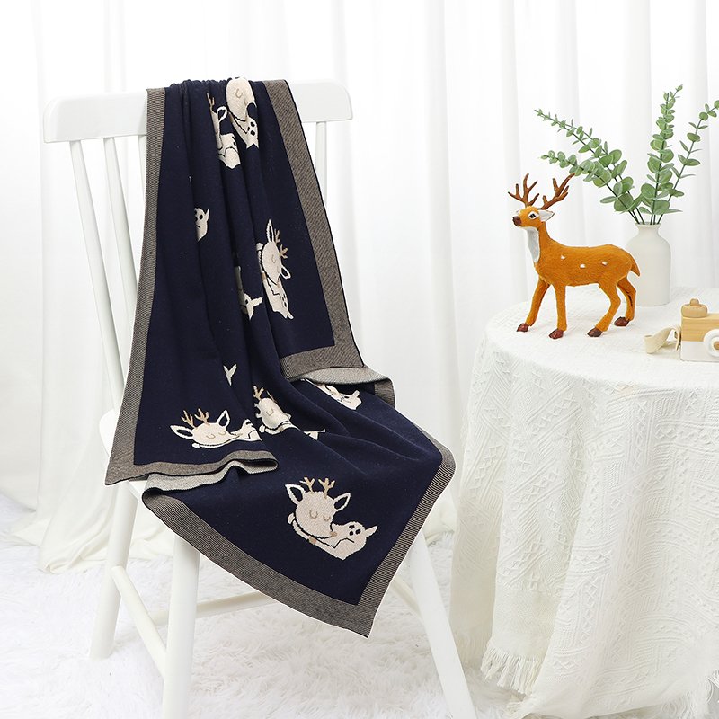 Hot sale Deer Pattern OEM Baby Knitted Blanket Mimixiong