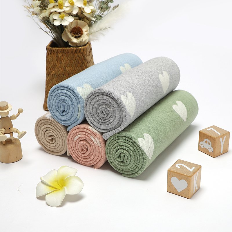 Cotton Knitted Hearts Pattern Baby Blankets Mimixiong