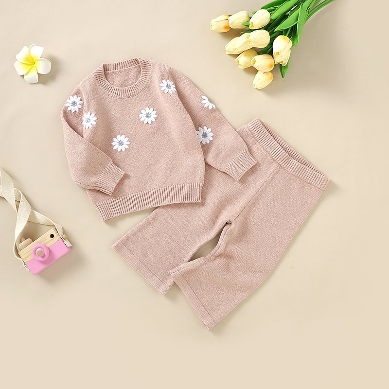 Soft Knitted Flower Pattern Baby Sweater & Pant Set Mimixiong