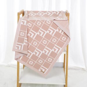 New Material Customizable Knitted Baby Blanket Mimixiong