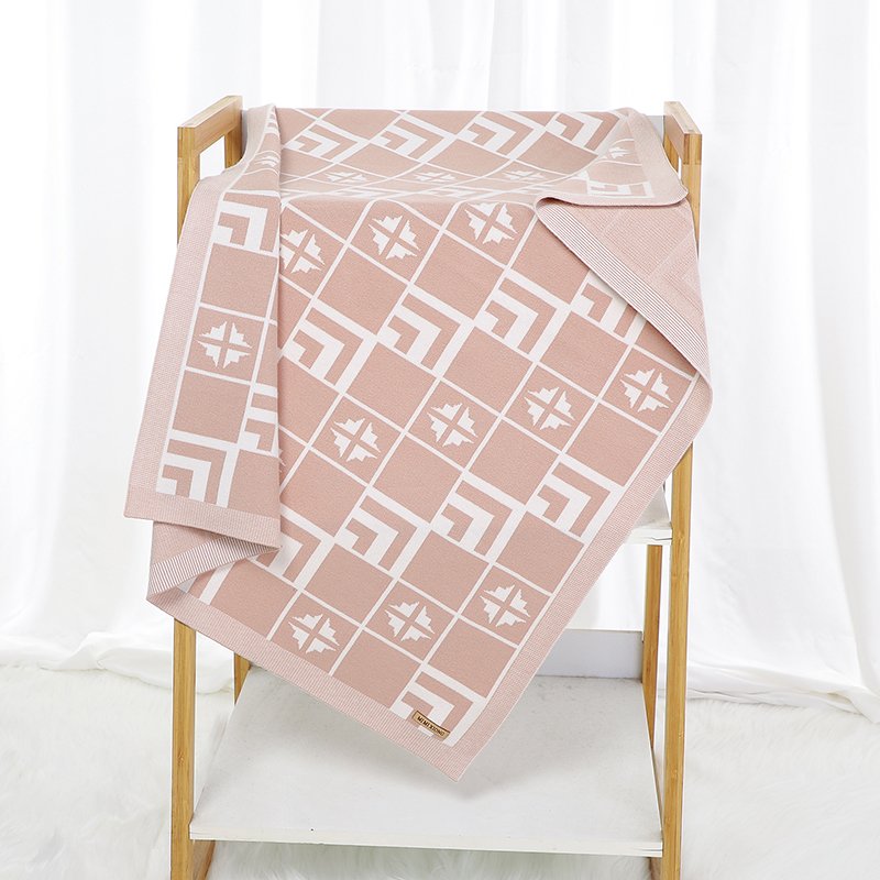 New Material Customizable Knitted Baby Blanket Mimixiong