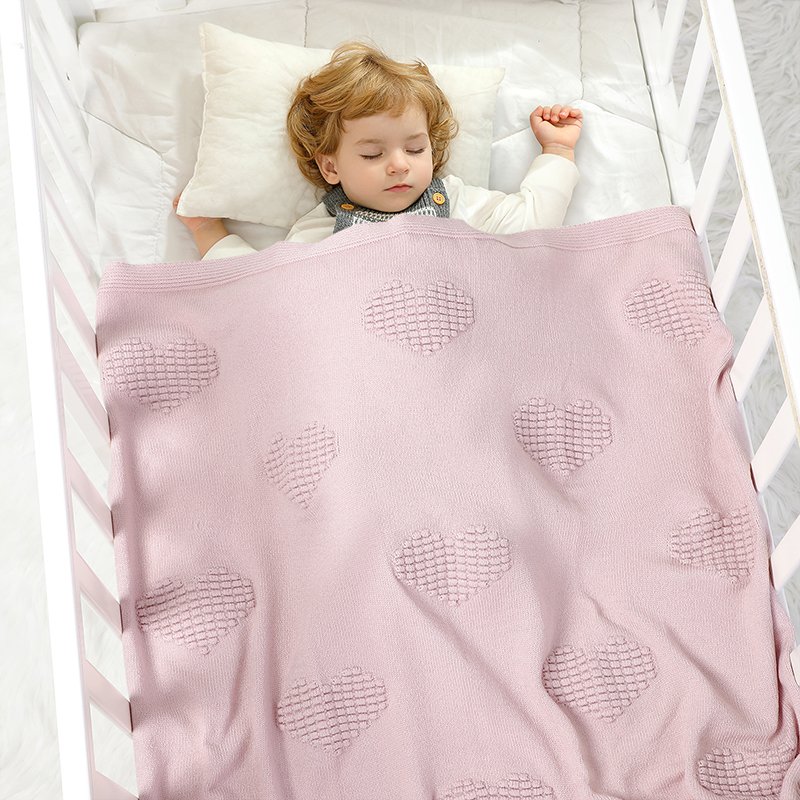 New Arrival Heart Patterned Knitted Baby Blanket Mimixiong