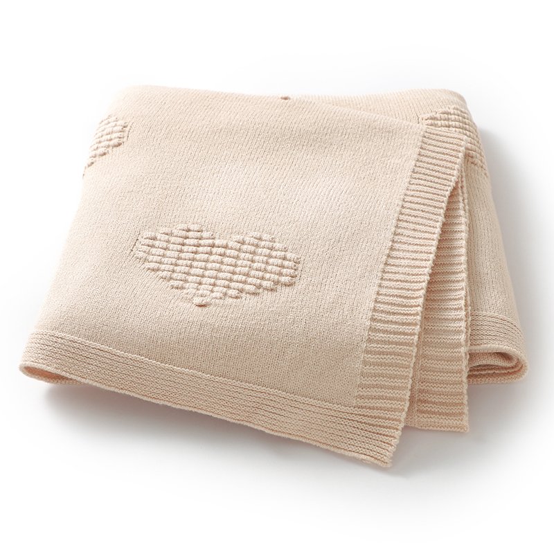 New Arrival Heart Patterned Knitted Baby Blanket Mimixiong